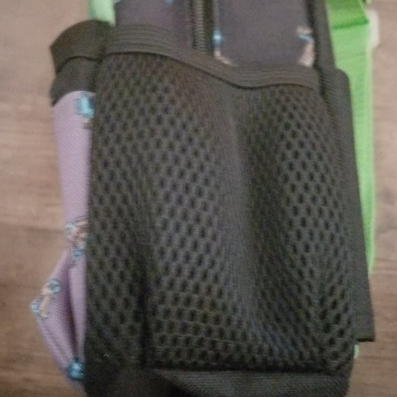 Minecraft 10" Creeper backpack - Picture 4 of 7